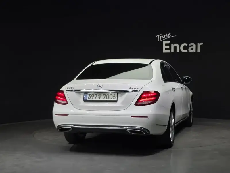 2019 Mercedes-Benz E-Класс с пробегом 68 672 км