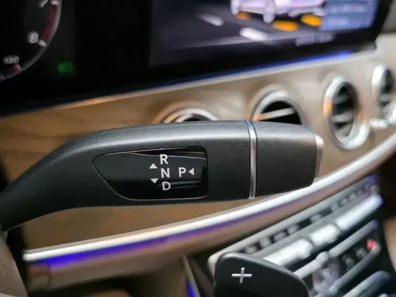 2019 Mercedes-Benz E-Класс с пробегом 68 672 км