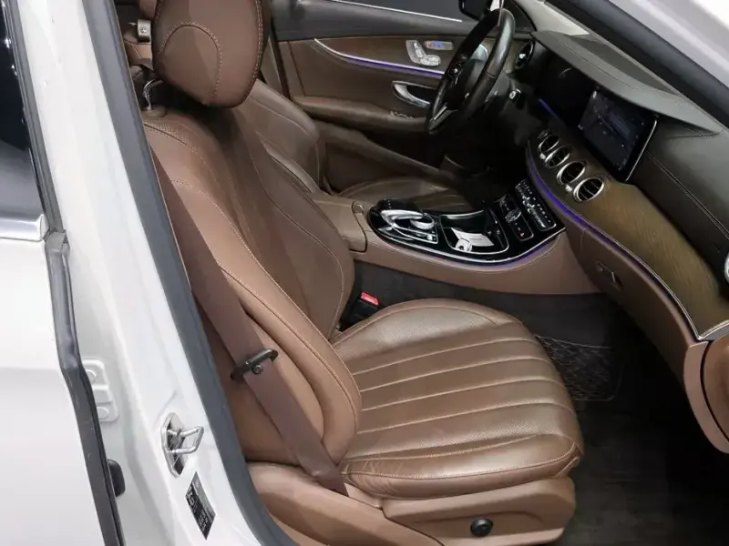2019 Mercedes-Benz E-Класс с пробегом 68 672 км