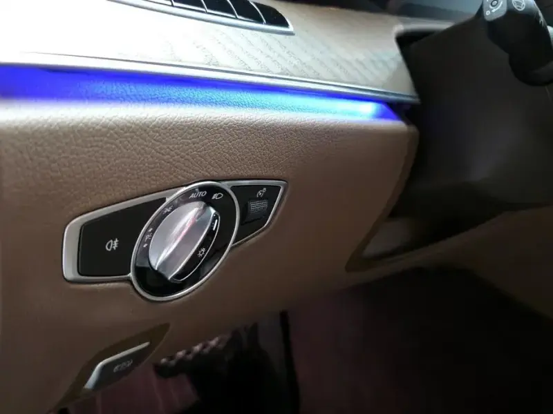 2019 Mercedes-Benz E-Класс с пробегом 68 672 км