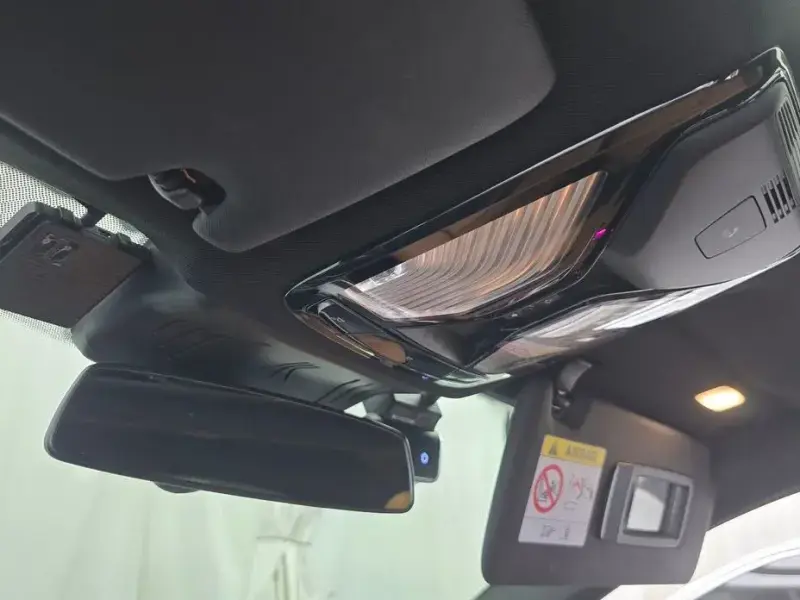 2022 BMW i4 с пробегом 106 084 км