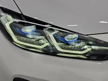 2022 BMW i4 с пробегом 84 264 км