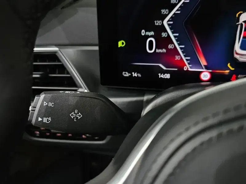 2022 BMW i4 с пробегом 84 264 км