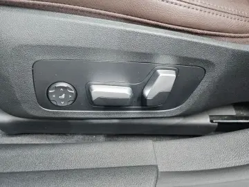 2022 BMW i4 с пробегом 84 264 км