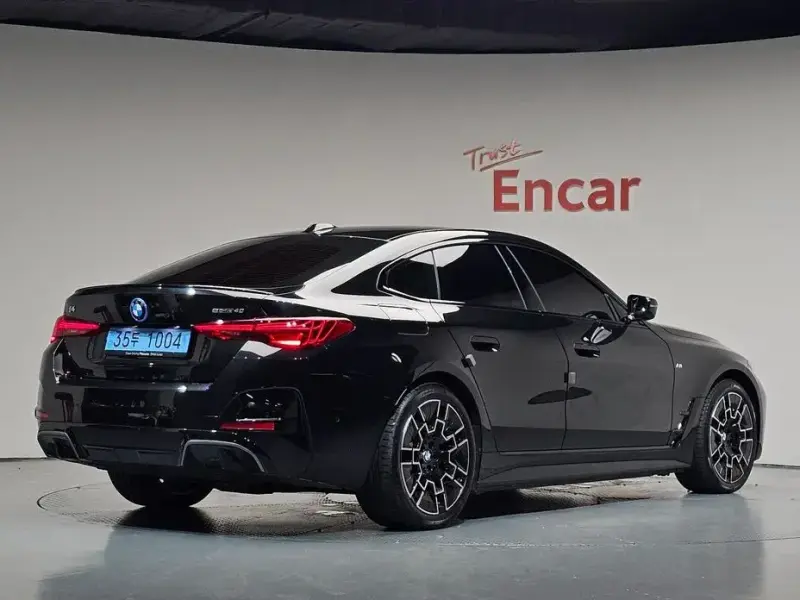 2026 BMW i4 с пробегом 8 547 км