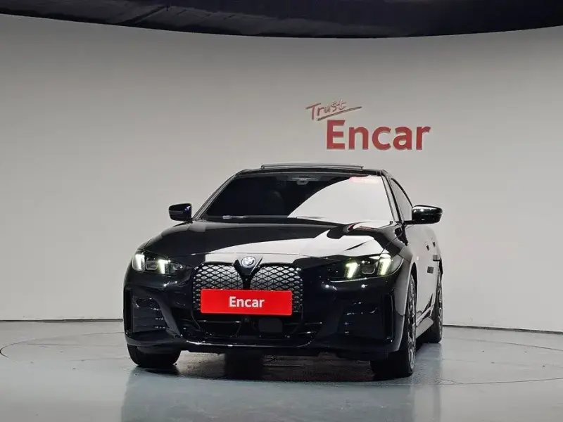 2026 BMW i4 с пробегом 8 547 км