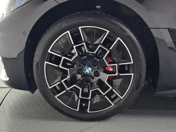 2026 BMW i4 с пробегом 8 547 км