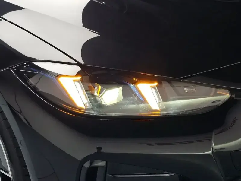 2026 BMW i4 с пробегом 8 547 км