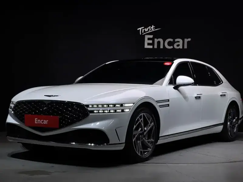 2023 Genesis G90 с пробегом 69 369 км