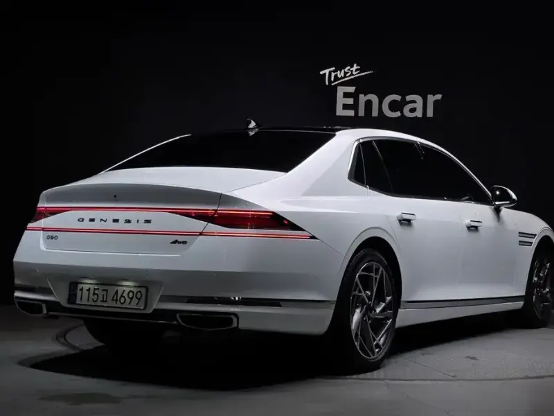 2023 Genesis G90 с пробегом 69 369 км