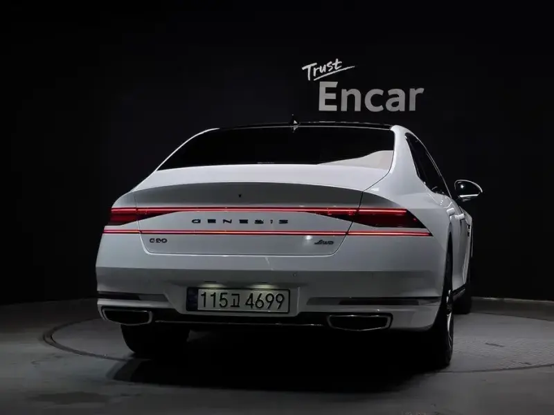 2023 Genesis G90 с пробегом 69 369 км