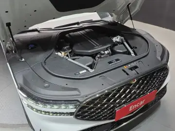 2023 Genesis G90 с пробегом 69 369 км