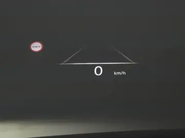 2023 Genesis G90 с пробегом 73 190 км