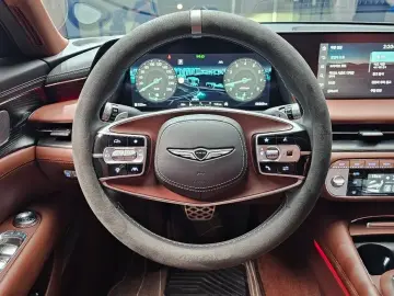 2023 Genesis G90 с пробегом 69 369 км