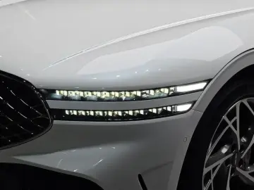 2023 Genesis G90 с пробегом 69 369 км