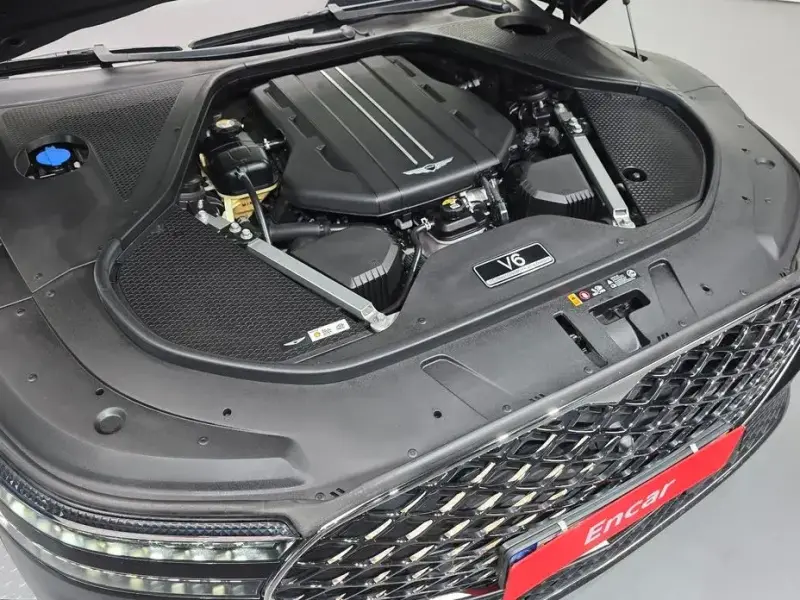 2023 Genesis G90 с пробегом 84 323 км