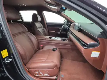 2023 Genesis G90 с пробегом 84 323 км