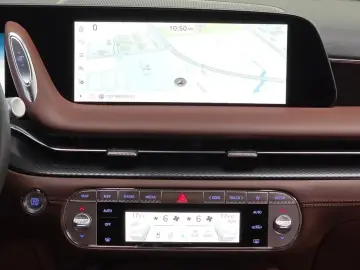2023 Genesis G90 с пробегом 84 323 км