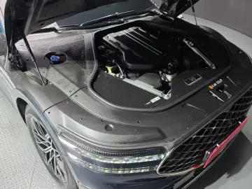 2023 Genesis G90 с пробегом 40 632 км