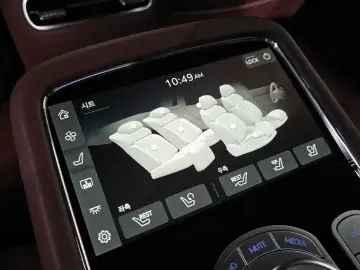 2023 Genesis G90 с пробегом 84 323 км