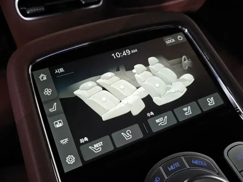 2023 Genesis G90 с пробегом 84 323 км