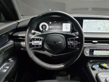 2023 Genesis G90 с пробегом 40 632 км