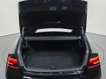 2023 Genesis G90 с пробегом 84 323 км