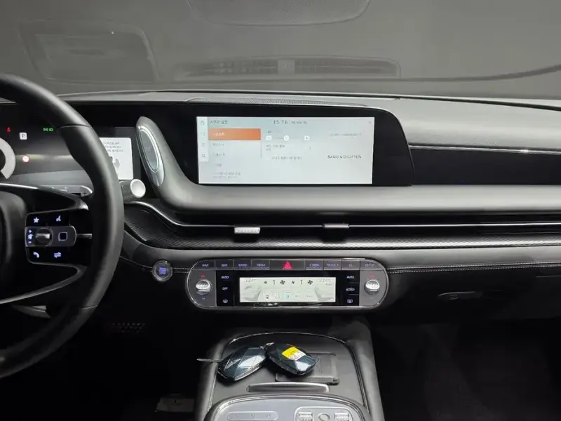 2023 Genesis G90 с пробегом 40 632 км