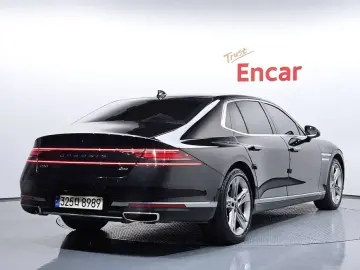 2023 Genesis G90 с пробегом 50 023 км