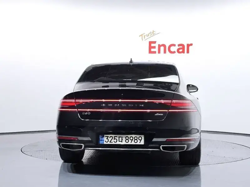 2023 Genesis G90 с пробегом 50 023 км