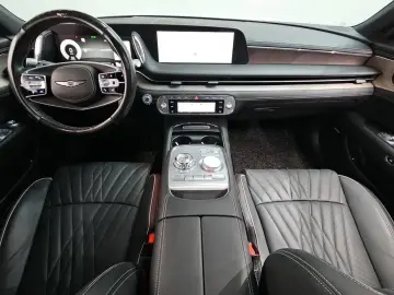 2023 Genesis G90 с пробегом 50 023 км
