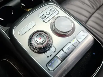 2023 Genesis G90 с пробегом 50 023 км