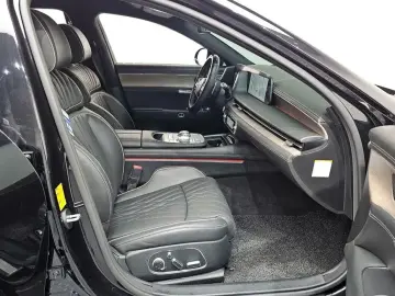 2023 Genesis G90 с пробегом 50 023 км