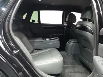 2023 Genesis G90 с пробегом 25 025 км