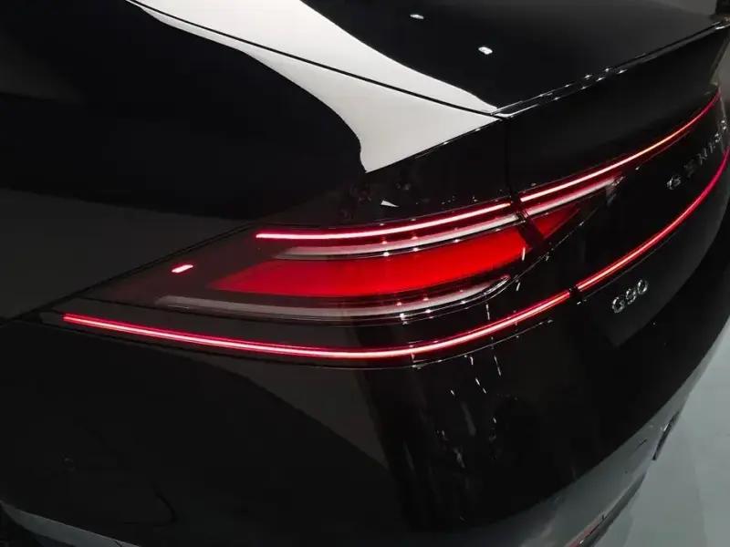 2023 Genesis G90 с пробегом 25 025 км