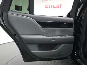 2023 Genesis G90 с пробегом 25 025 км