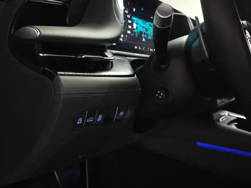 2023 Genesis G90 с пробегом 25 025 км