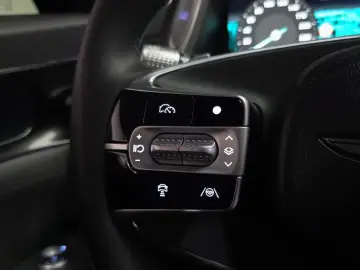 2023 Genesis G90 с пробегом 25 025 км