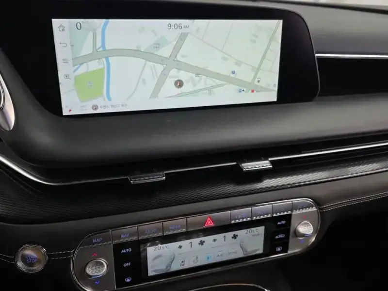 2023 Genesis G90 с пробегом 27 674 км