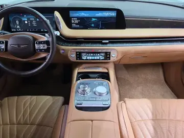 2023 Genesis G90 с пробегом 33 197 км