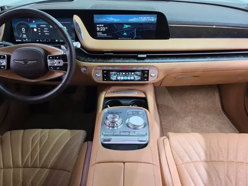 2023 Genesis G90 с пробегом 33 197 км