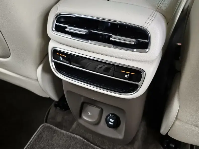 2023 Genesis GV80 с пробегом 99 127 км