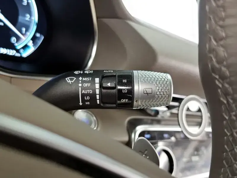 2023 Genesis GV80 с пробегом 99 127 км