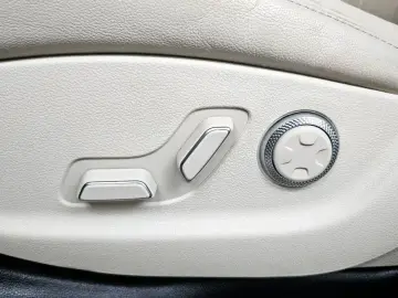 2023 Genesis GV80 с пробегом 99 127 км