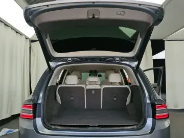 2023 Genesis GV80 с пробегом 99 127 км