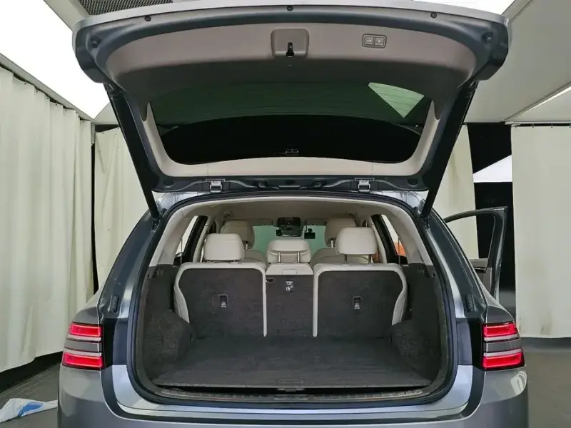 2023 Genesis GV80 с пробегом 99 127 км