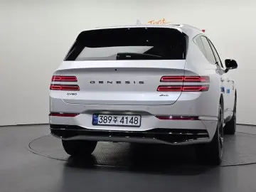 2023 Genesis GV80 с пробегом 88 337 км
