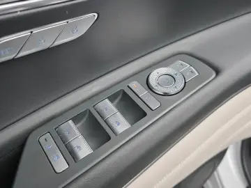 2023 Genesis GV80 с пробегом 88 337 км