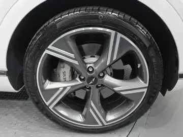 2023 Genesis GV80 с пробегом 88 337 км