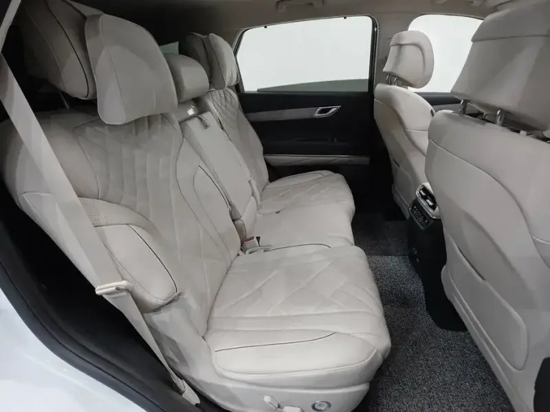 2023 Genesis GV80 с пробегом 88 337 км